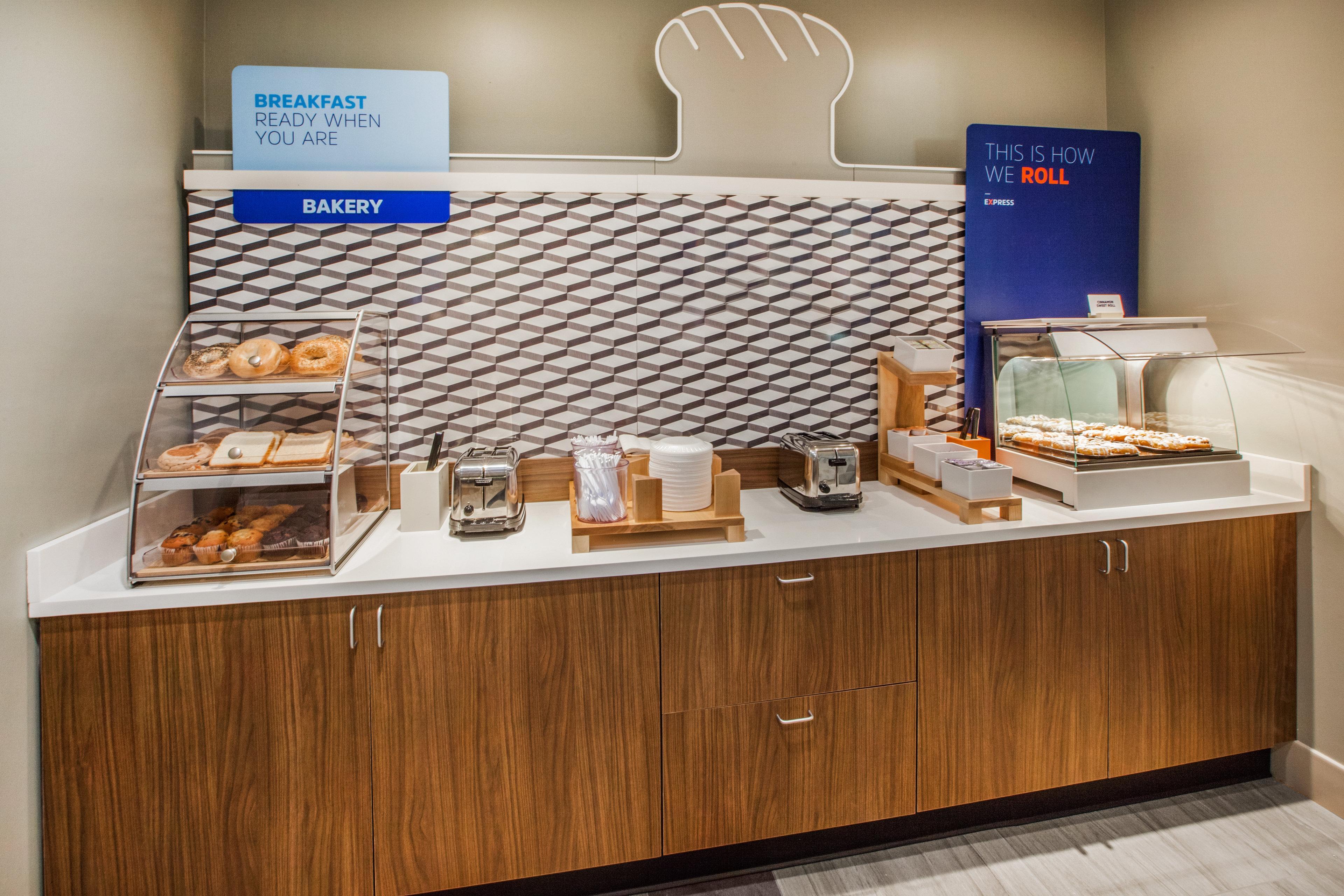 Holiday Inn Express & Suites Medina By Ihg Esterno foto