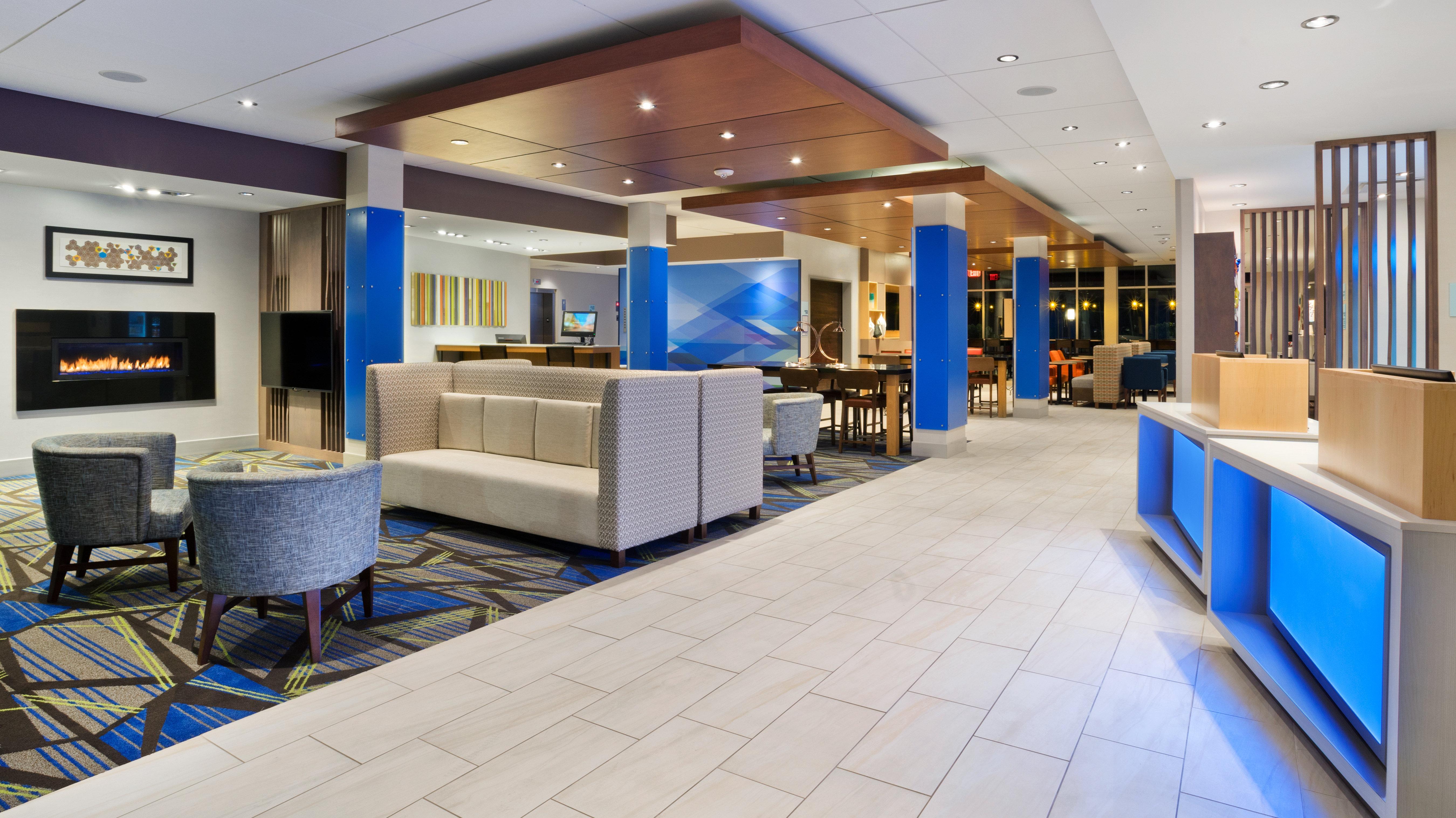 Holiday Inn Express & Suites Medina By Ihg Esterno foto